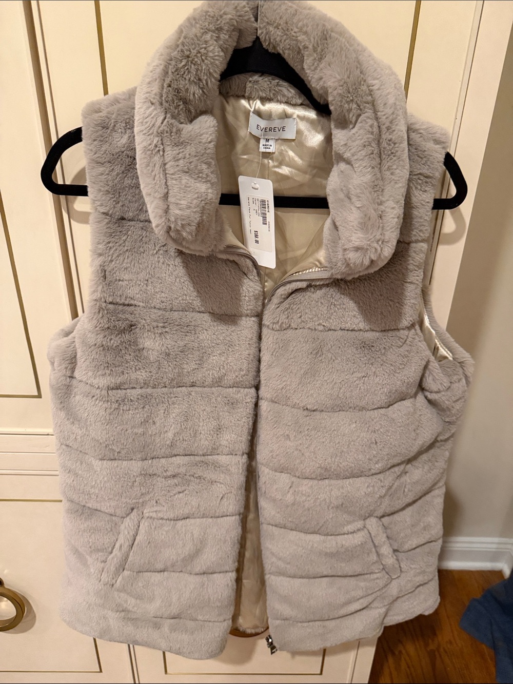 Evereve Light Gray Faux Fur Quilted Puffer Vest